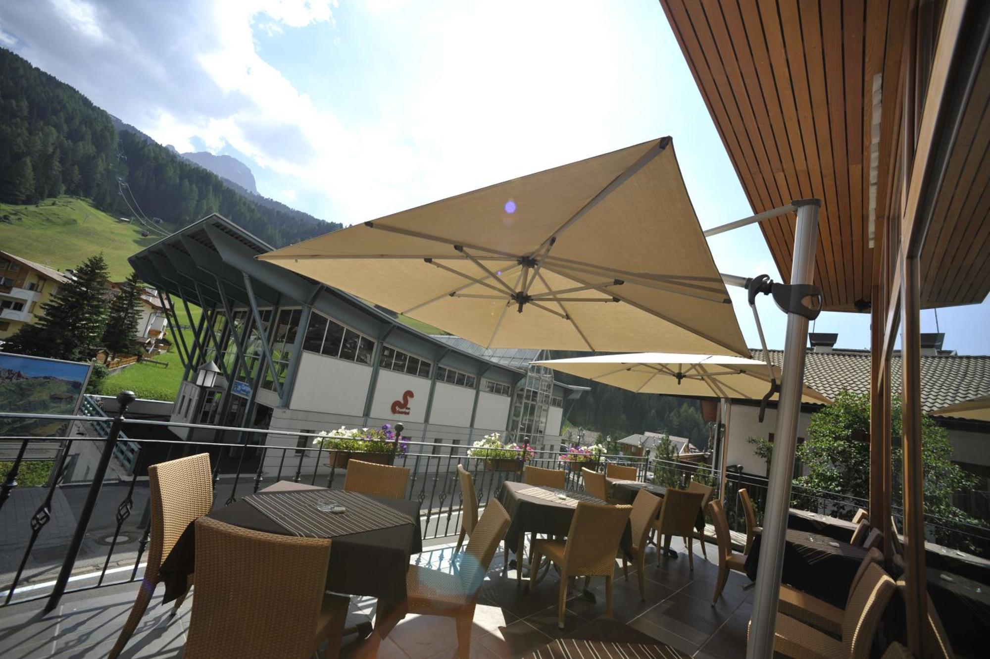 סלבה די ואל גרדנה Hotel Europa Dolomites מראה חיצוני תמונה